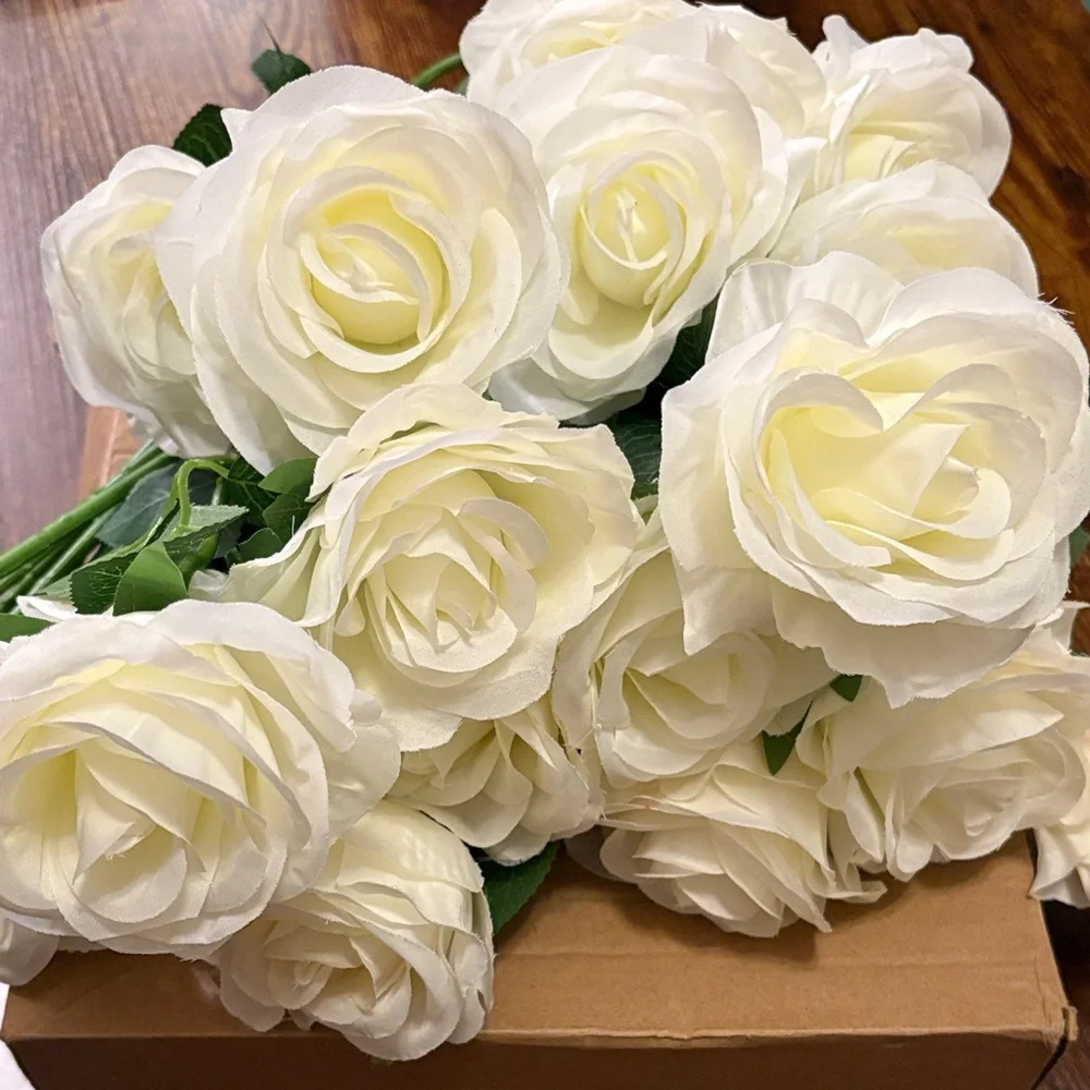 N/A beautiful white